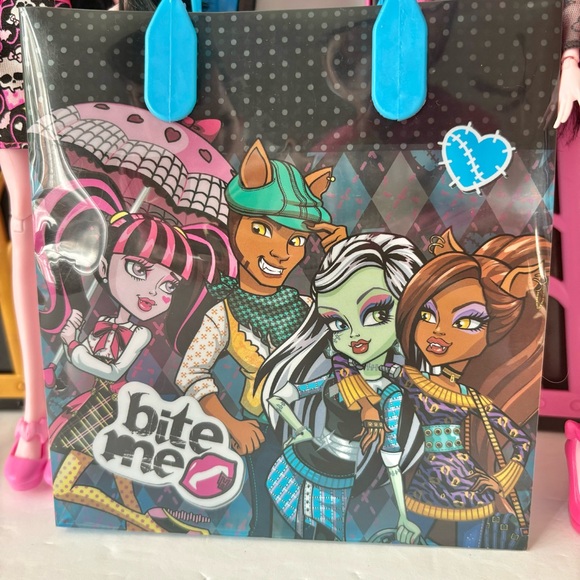 Monster High Dolls & Accessories Lot - Picture 3 of 10